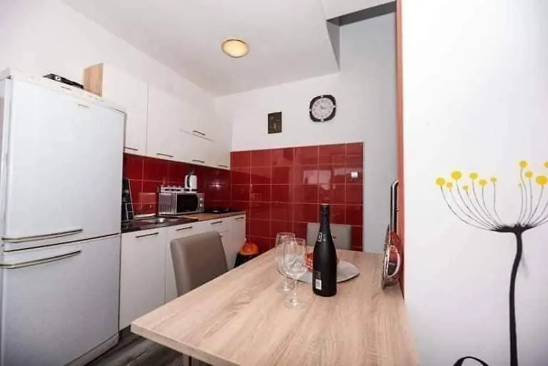 Apartment Anamarija Sukošan