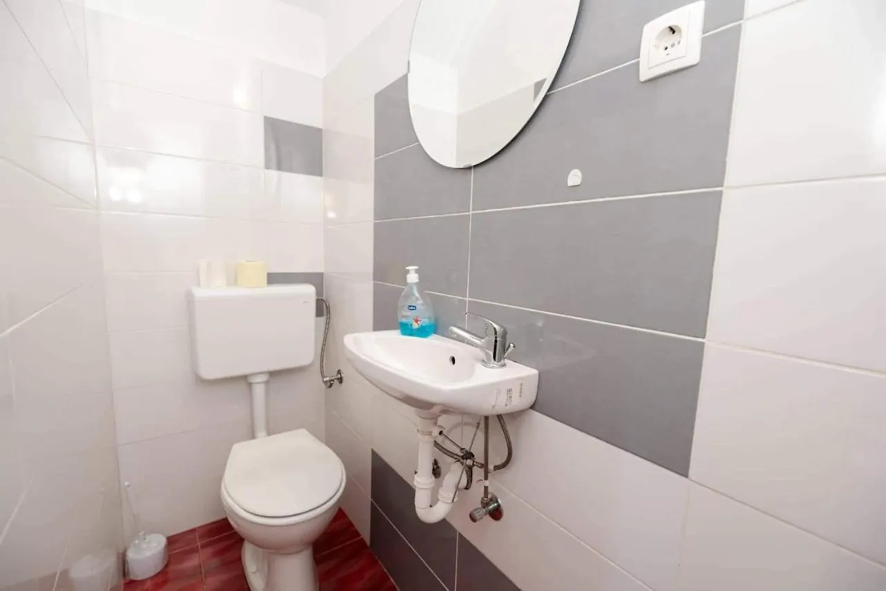 Apartment Anamarija Sukošan